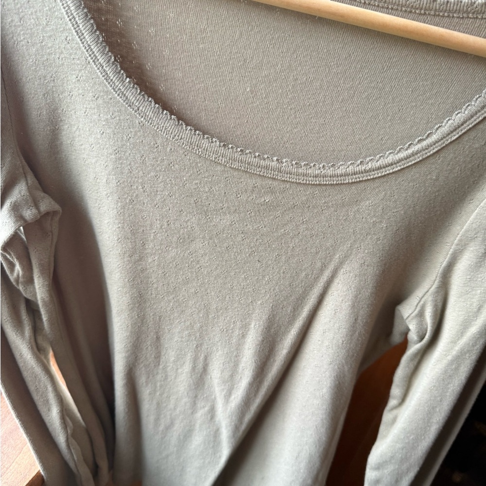 Neuflora Covington top Sage